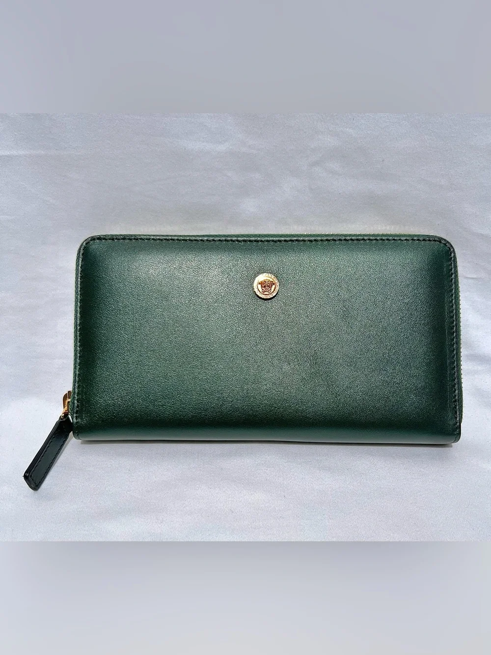 NEW $725 VERSACE Bottle Green Leather GOLD MEDUSA LOGO LargeContinental WALLET